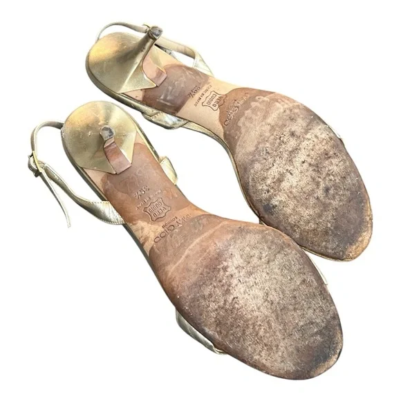 Jimmy Choo Gold Metallic Leather Slingback Women's Sandals. - Picture 7 of 8